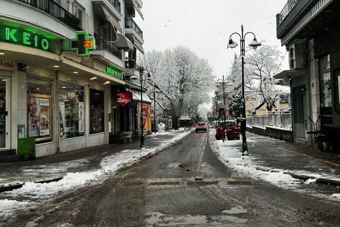 Φωτογραφία Σε ετοιμότητα ο Δήμος Ηρωικής Πόλεως Νάουσας για την αντιμετώπιση της χιονόπτωσης